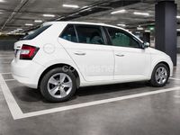 Usado Skoda Fabia 75 CV (55 kW) 2016 Blanco Berlina