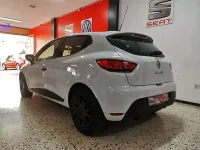 Usado Renault Clio IV Business 76 CV (55 kW) 2019 Blanco Berlina