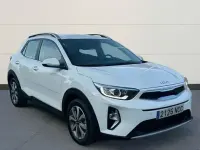 Usado Kia Stonic 100 CV (73 kW) 2025 Blanco SUV