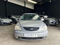 Usado Kia Carens LX 111 CV (81 kW) 2005 Gris Monovolumen