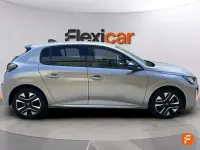 Usado Peugeot 208 Allure 100 CV (73 kW) 2025 Gris Utilitario