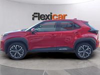 Usado Toyota Yaris Hybrid Active 116 CV (85 kW) 2023 Granate