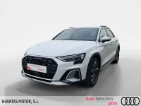 Käytetty Audi A3 Ambiente 204 HP (150 kW) 2026 Valkoinen Sedan