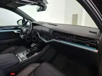 Usado VW Touareg R-line 286 CV (210 kW) 2023 Negro SUV