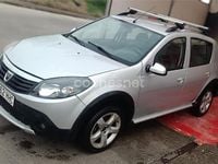 Usado Dacia Sandero Stepway 90 CV (66 kW) 2011 Gris / plata Berlina