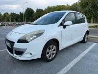 Usado Renault Scénic III 110 CV (80 kW) 2010 Blanco Monovolumen