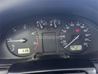 Usado VW Passat 90 CV (66 kW) 1996 Gris / plata Berlina