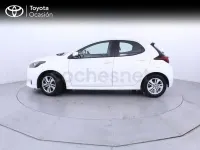 Usado Toyota Yaris 125 CV (91 kW) 2023 Blanco Utilitario