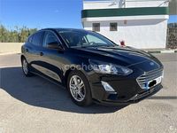 Usado Ford Focus Trend 125 CV (91 kW) 2019 Negro Berlina