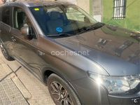 Usado Mitsubishi Outlander P-HEV Motion 203 CV (149 kW) 2015 Gris / plata SUV