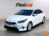 Usado Kia Ceed 136 CV (100 kW) 2023 Blanco Utilitario