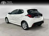 Usado Toyota Yaris 125 CV (91 kW) 2022 Blanco Utilitario