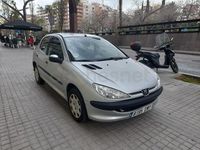 Usado Peugeot 206 70 CV (51 kW) 2006 Gris / plata Berlina
