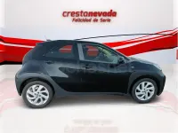 Usado Toyota Aygo X Play 72 CV (52 kW) 2022 Negro SUV