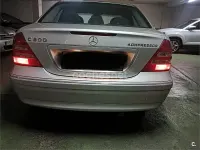 Usado Mercedes C200 Elegance 163 CV (119 kW) 2000 Gris / plata Berlina