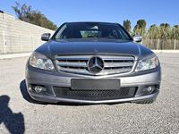 Usado Mercedes C200 Avantgarde 136 CV (100 kW) 2008 Gris / plata Familiar