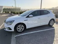 Usado Renault Mégane II Intens 115 CV (84 kW) 2021 Blanco Berlina