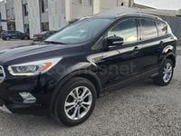 Usado Ford Kuga Titanium 150 HP (110 kW) 2017 Preto SUV