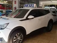 Usado Peugeot 2008 Active 110 CV (80 kW) 2021 Blanco SUV