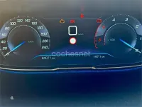 Usado Peugeot 3008 Allure 130 CV (95 kW) 2019 Gris / plata SUV