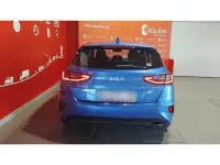 Usado Kia Ceed 136 CV (100 kW) 2022 Azul Utilitario