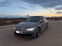 Usado VW Golf VII R-line 150 CV (110 kW) 2020 Gris Utilitario
