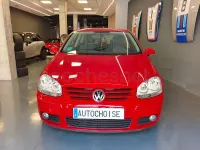 Usado VW Golf V 102 CV (75 kW) 2007 Rojo Berlina
