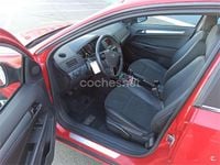 Usado Opel Astra Edition 110 CV (80 kW) 2010 Rojo Berlina