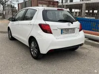 Occasion Toyota Yaris Active 69 ch (50 kW) 2015 Blanc Citadine