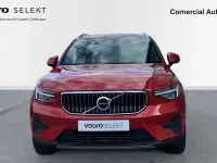 Usado Volvo XC40 Core 211 CV (155 kW) 2023 Rojo SUV