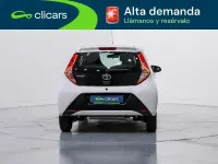 Usado Toyota Aygo X-play 72 CV (52 kW) 2021 Blanco Utilitario