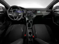 Usado VW Polo Trendline 95 CV (69 kW) 2022 Plateado Utilitario