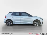 Usado Audi A1 Sportback 116 CV (85 kW) 2025 Gris Utilitario