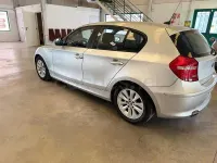 Usado BMW 120 177 CV (130 kW) 2010 Gris / plata Utilitario