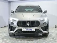 Usado Maserati Levante 430 CV (316 kW) 2022 Gris SUV