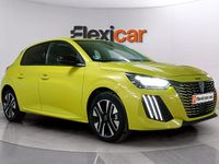 Usado Peugeot 208 Allure 110 CV (80 kW) 2025 Verde Utilitario