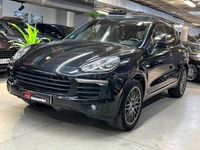 Usado Porsche Cayenne S E-Hybrid 416 CV (305 kW) 2017 Negro SUV