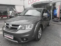 Usado Fiat Freemont Urban 170 CV (125 kW) 2012 Gris / plata SUV
