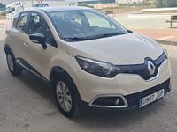 Usado Renault Captur Intens 120 CV (88 kW) 2015 Blanco SUV