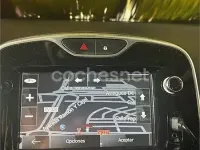 Usado Renault Clio IV 90 CV (66 kW) 2015 Blanco Berlina