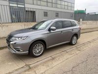 Usado Mitsubishi Outlander P-HEV 224 CV (164 kW) 2018 Gris SUV