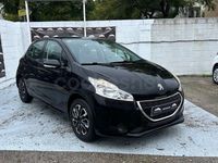 Usado Peugeot 208 Access 82 CV (60 kW) 2015 Negro Utilitario
