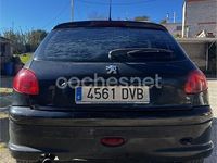 Usado Peugeot 206 70 CV (51 kW) 2005 Negro Berlina