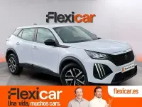 Usado Peugeot 2008 Active 100 CV (73 kW) 2023 Blanco SUV