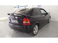 Usado Opel Astra Sportive 125 CV (91 kW) 2002 Negro Utilitario