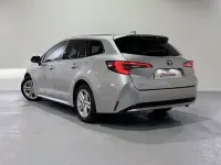 Usado Toyota Corolla Active 122 CV (89 kW) 2023 Gris Familiar