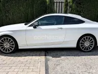 Usado Mercedes C220 AMG line 170 CV (125 kW) 2016 Blanco Coupe
