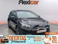 Usado Kia Ceed 141 CV (103 kW) 2024 Negro Utilitario