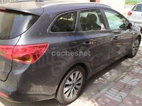 Usado Kia Ceed Sportswagon 120 CV (88 kW) 2018 Gris / plata Familiar