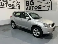 Usado Toyota RAV4 Luna 136 CV (100 kW) 2007 Gris / plata SUV